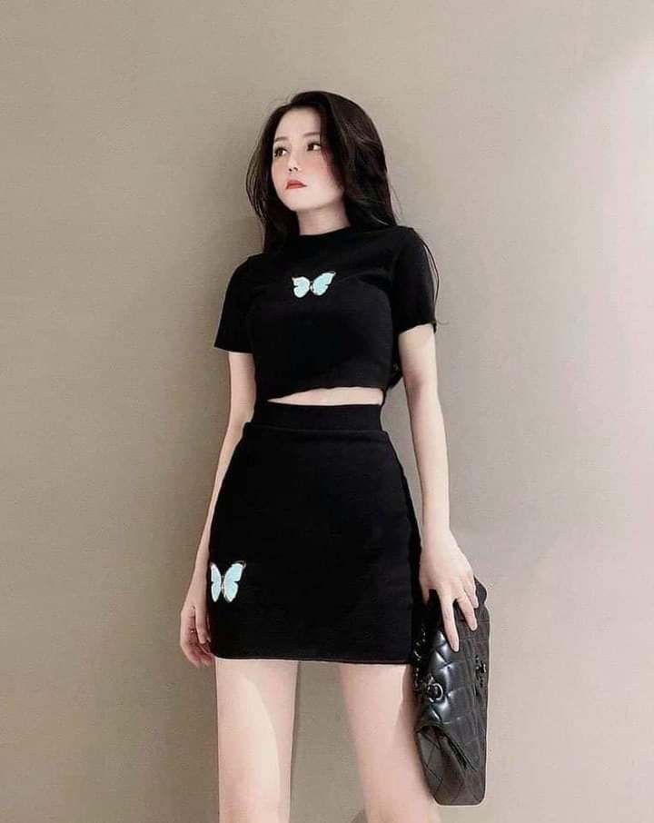 Áo croptop tôn lên đường cong quyến rũ 7