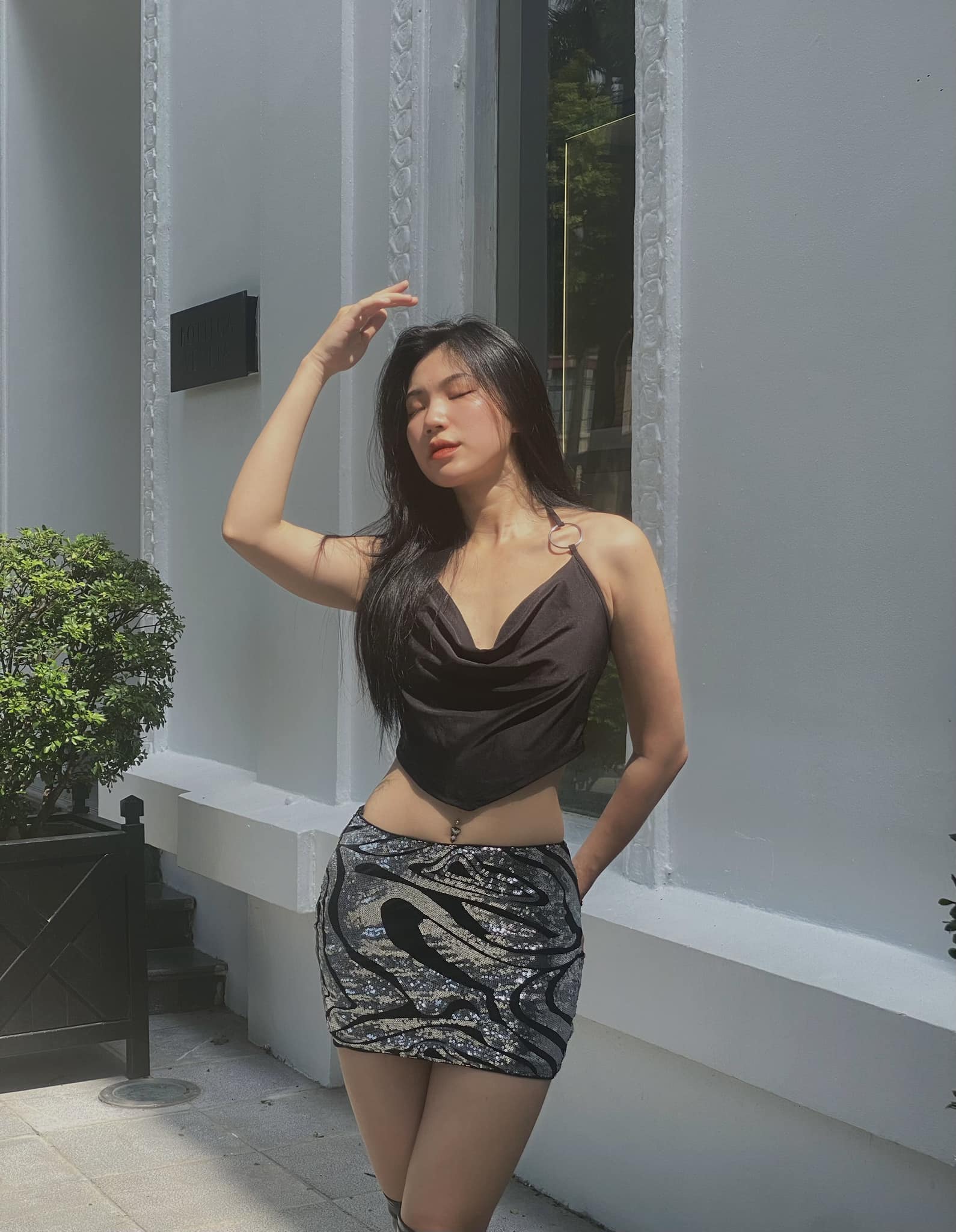 Gái xinh "đốt mắt" với áo croptop 7