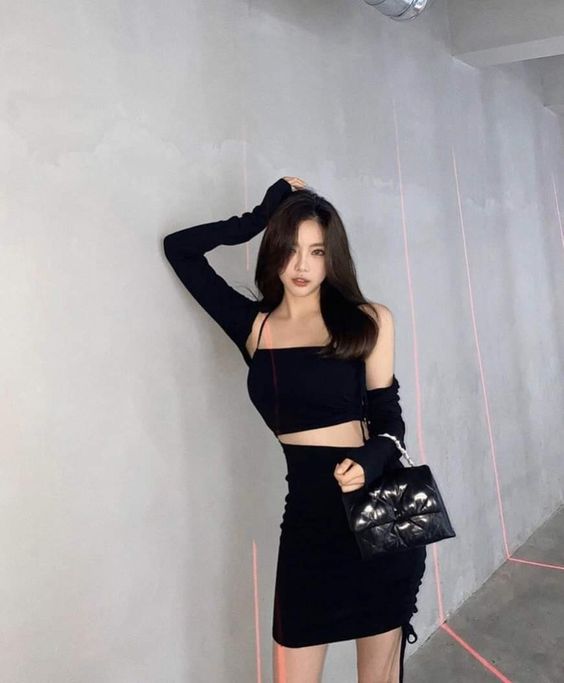 Tự tin và quyến rũ với áo croptop 10