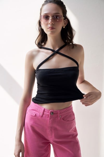 Tự tin và quyến rũ với áo croptop 6